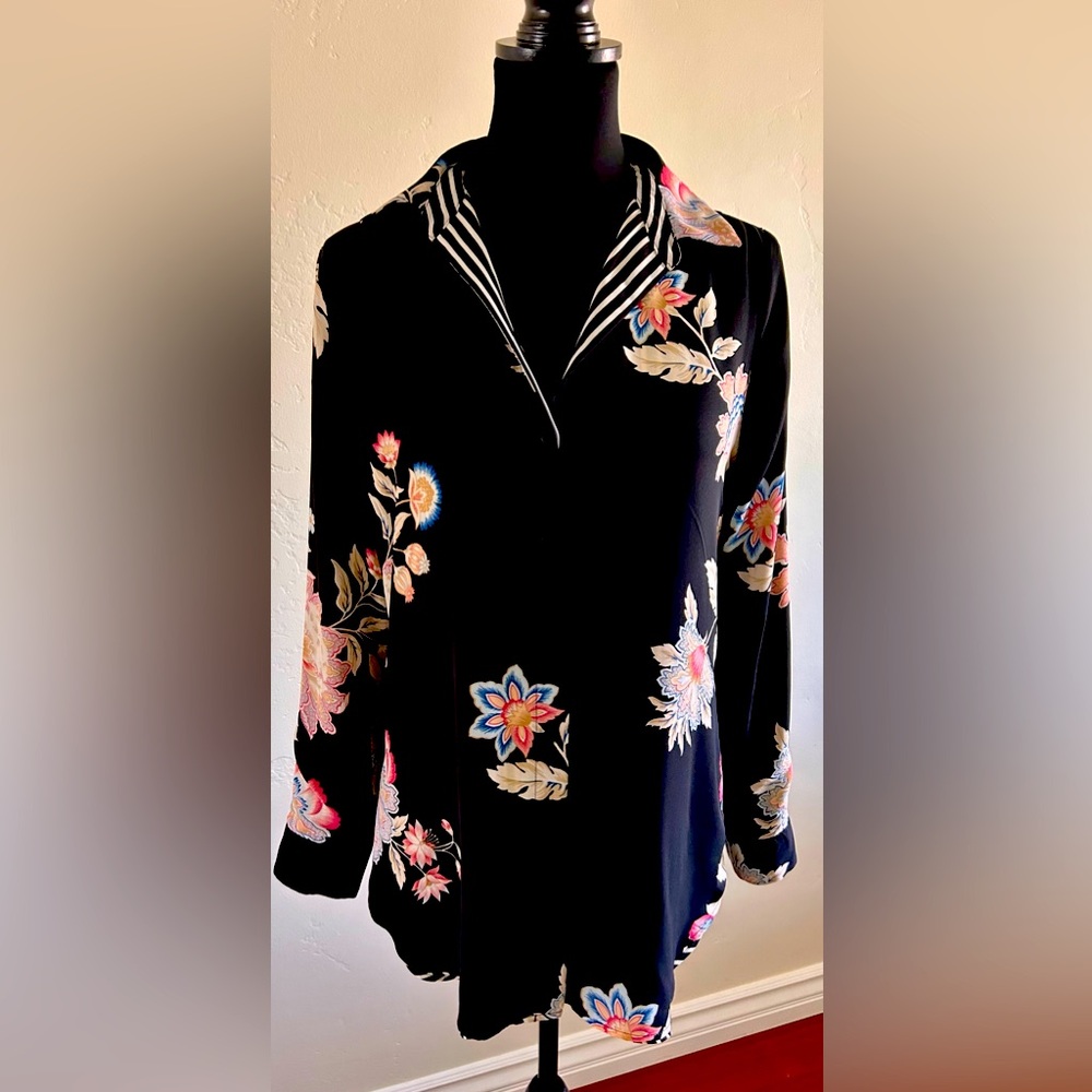 Beautiful Chico’s Reversible Floral/Stripped button Down Blouse.
